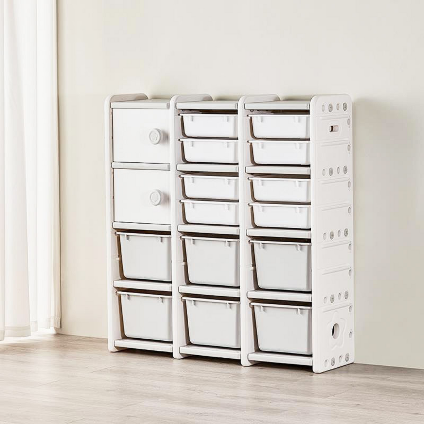 Keep Tidy with Toy Storage Shelf