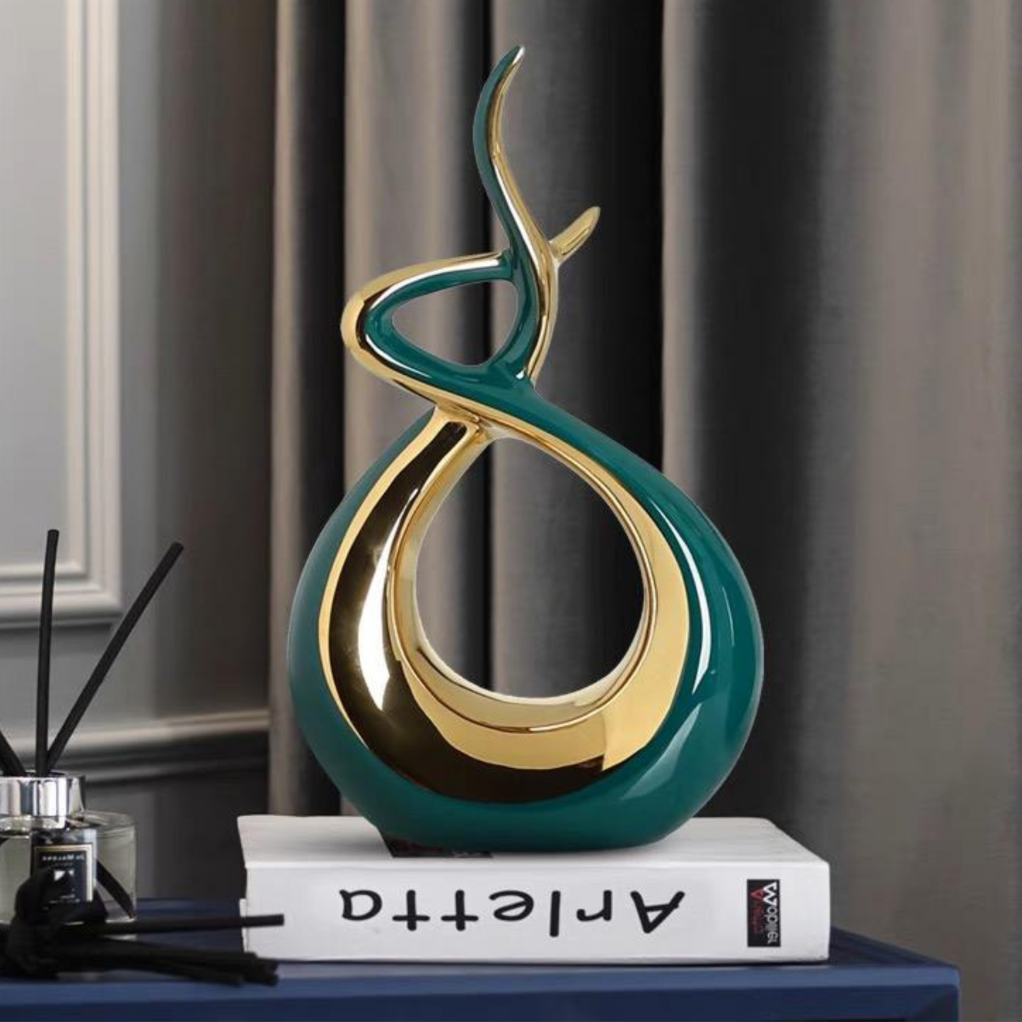 Modern Black Gold Ceramic Decor