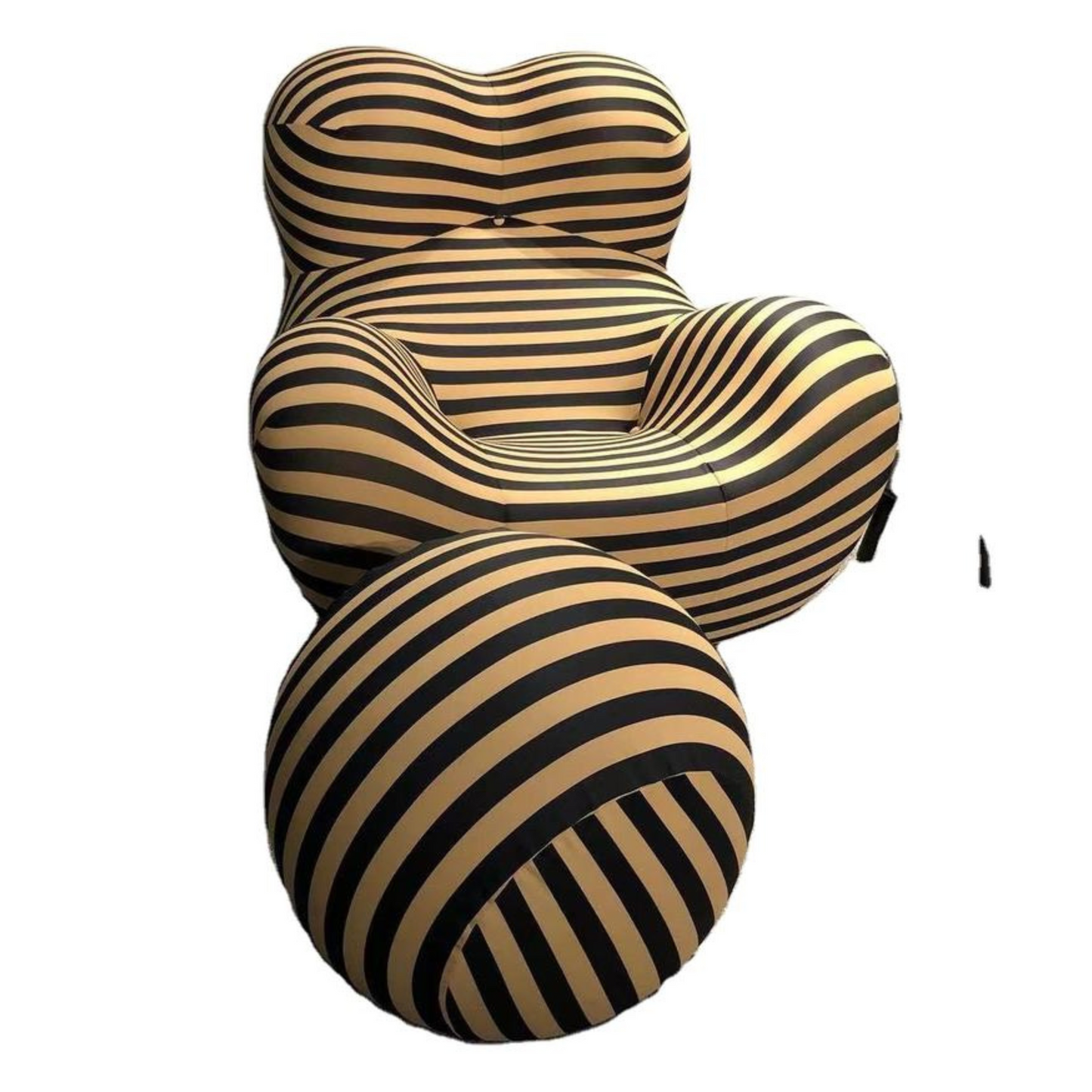 Runxi's Mold Foam Chair