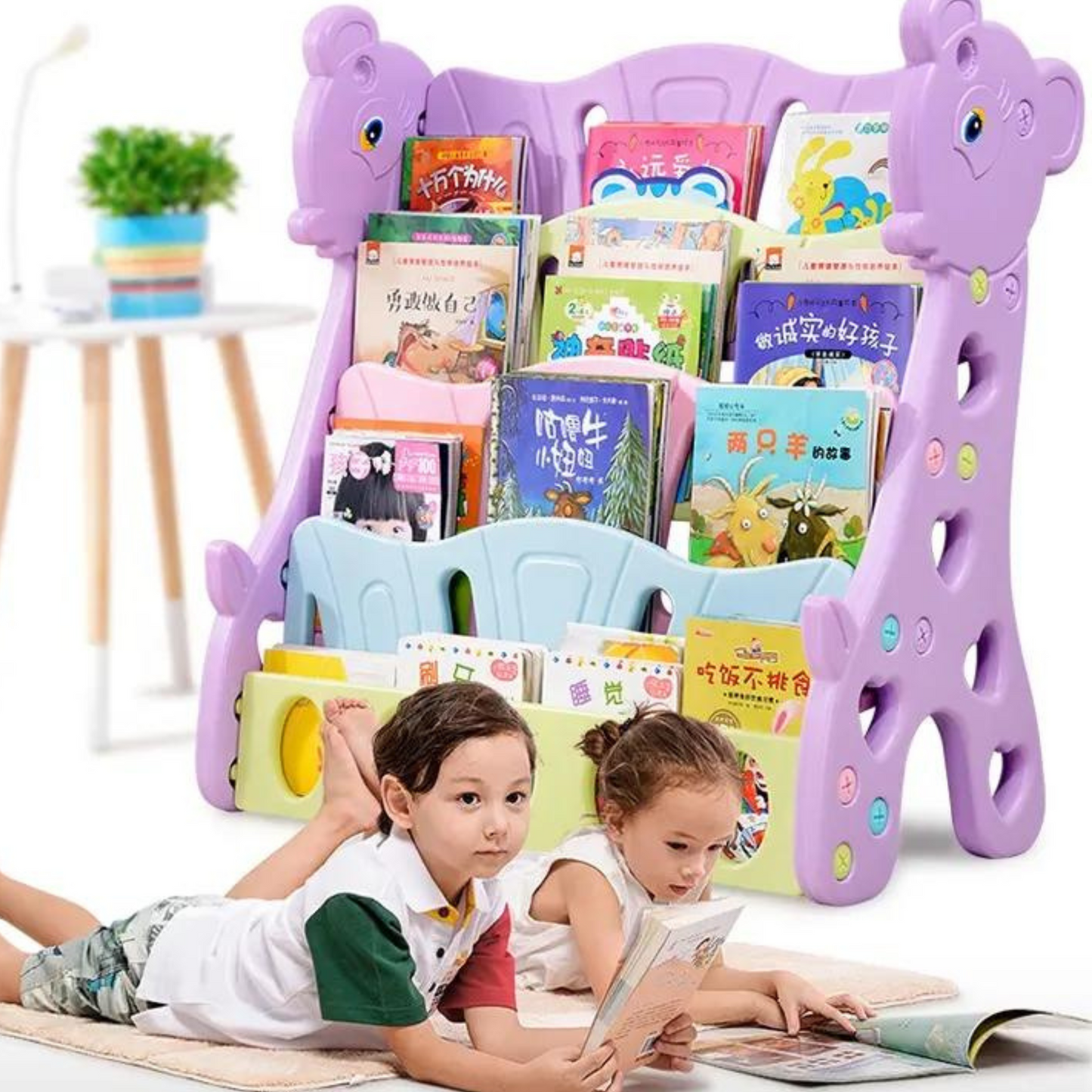 Cute Giraffe Bookshelf