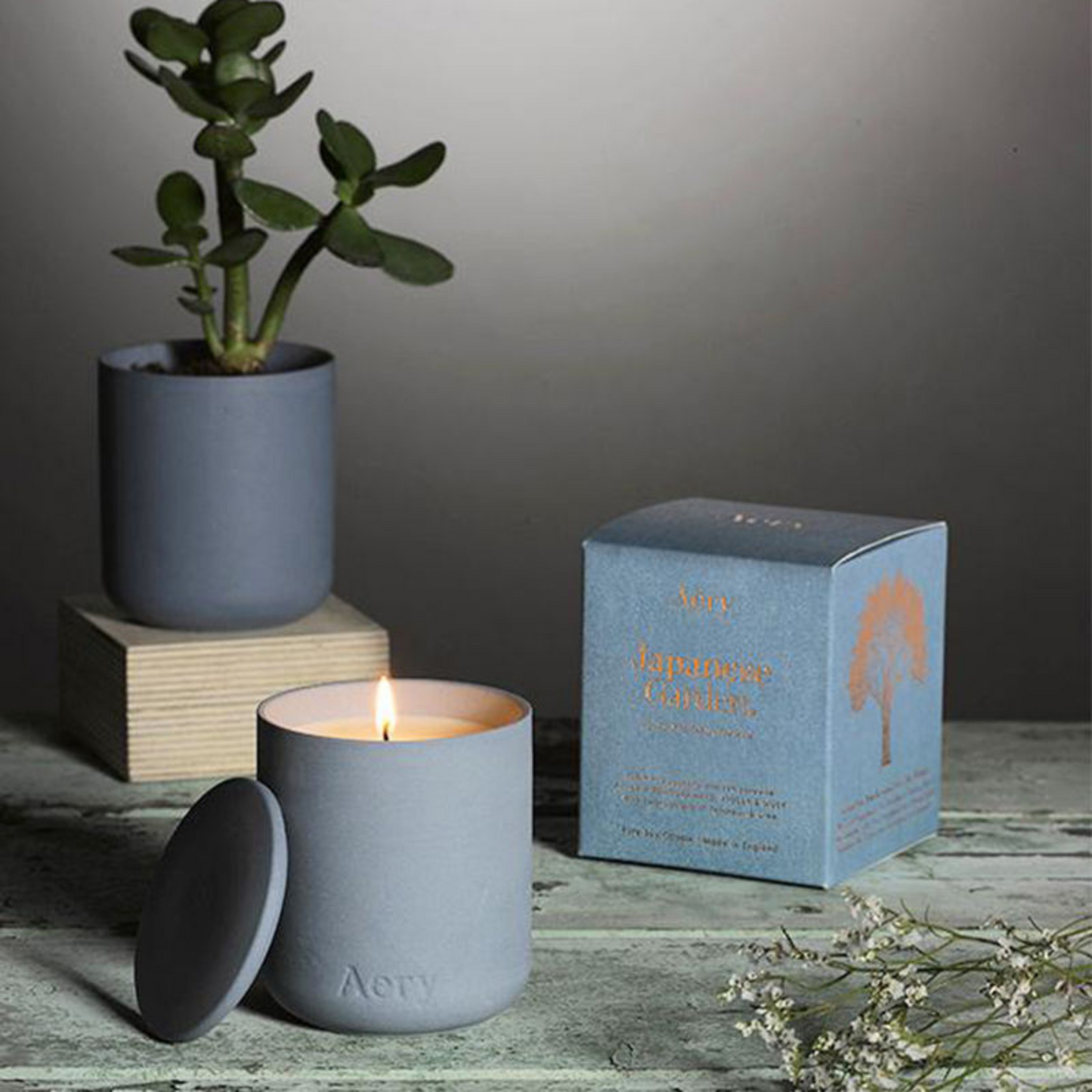 Luxury home fragrance concrete candle