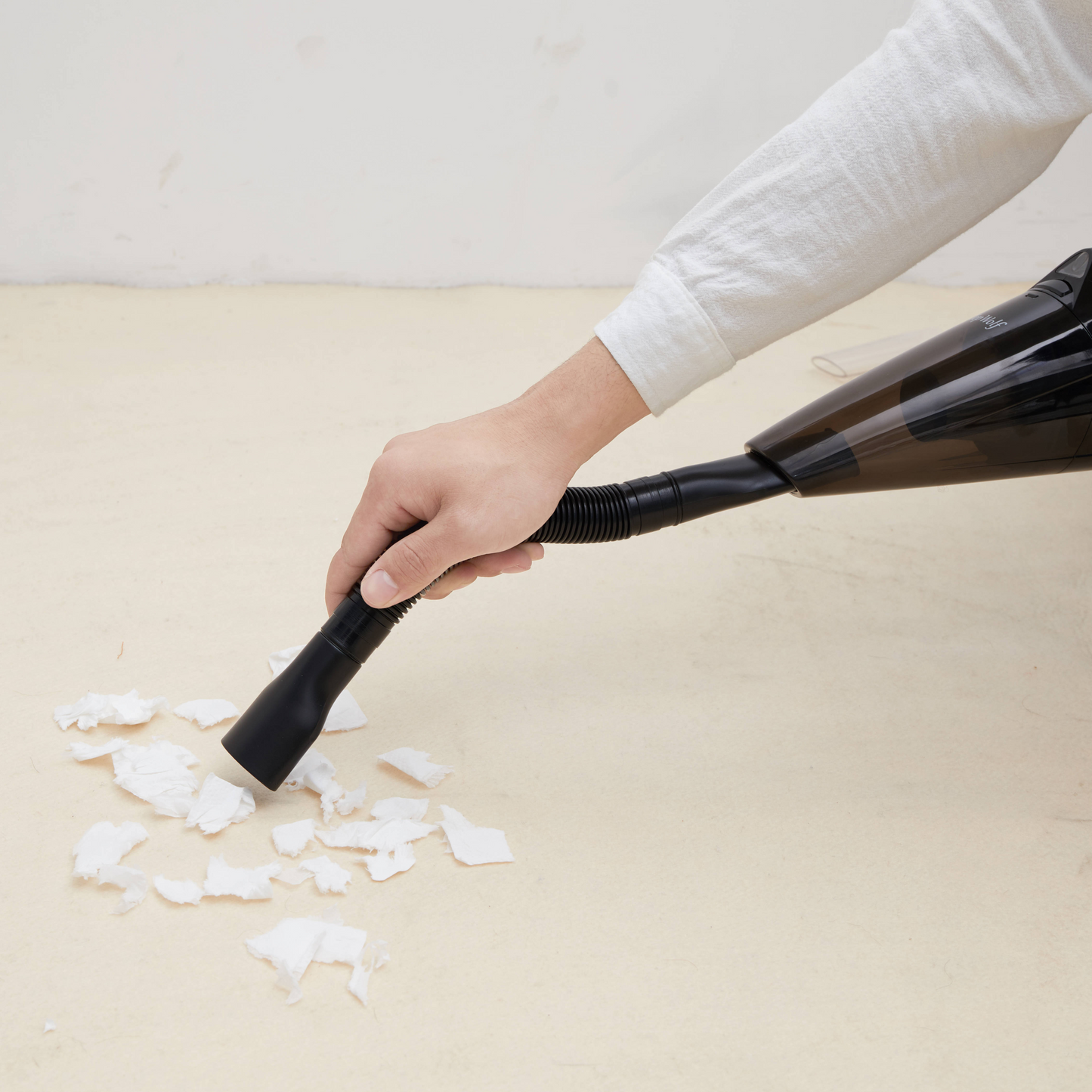 Car Vacuum Cleaners for a Spotless Ride