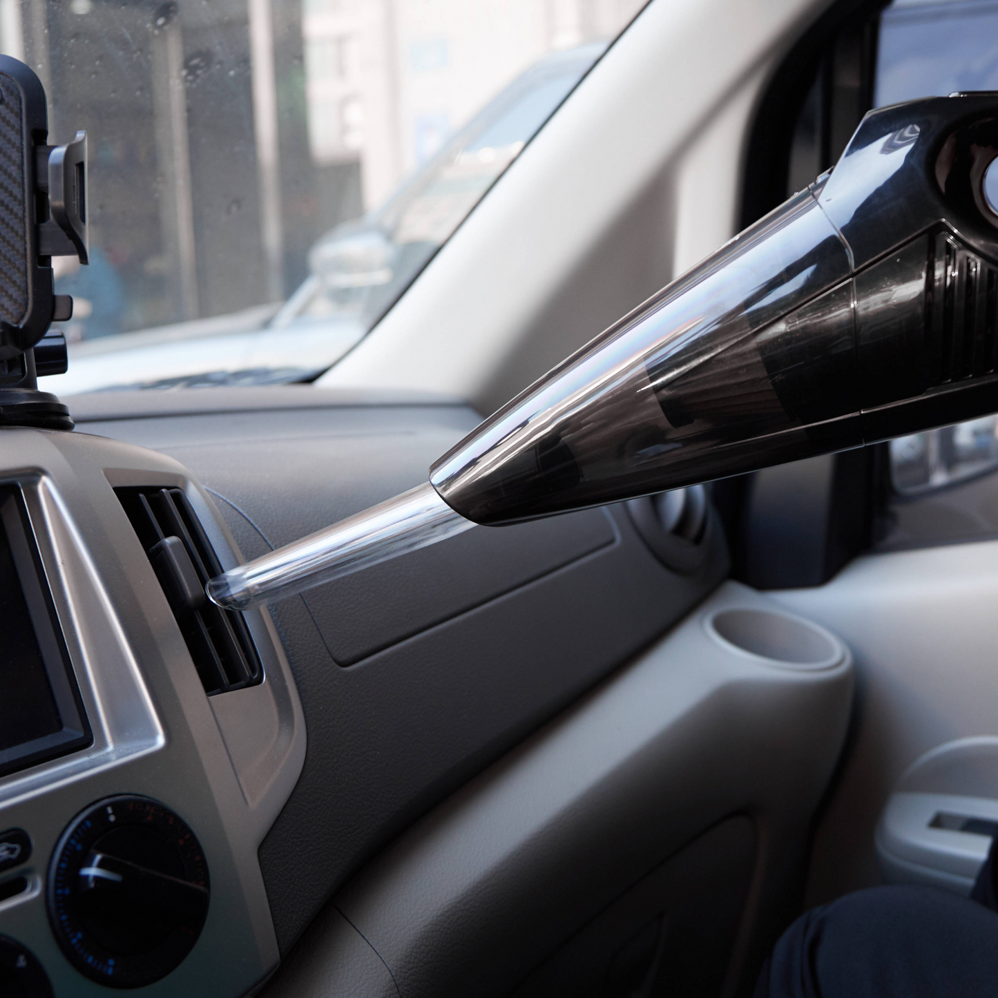 Car Vacuum Cleaners for a Spotless Ride