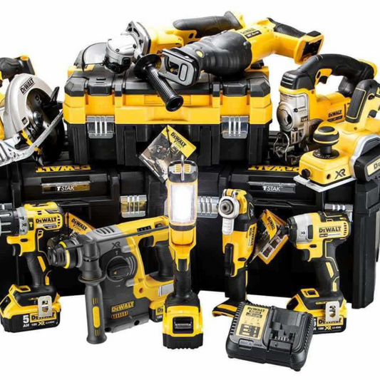 DCKFFX10AP4 18V 4 x 5.0Ah  Cordless Tool Kit