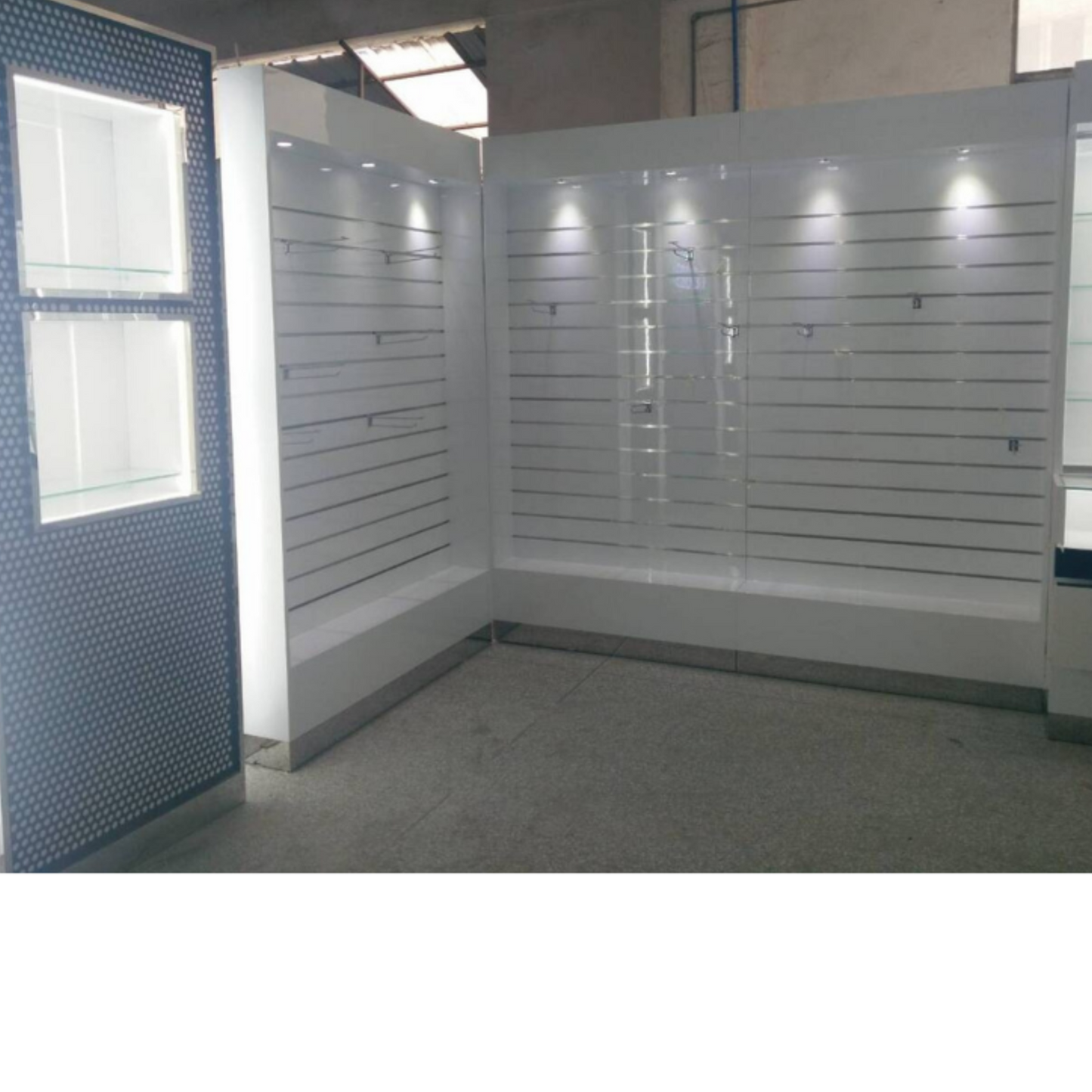 Mobile Showrooms