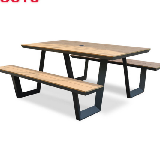 Stylish Plastic Dining Table Set