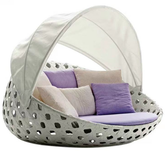 Luxury Round Rattan Sleeping Bed