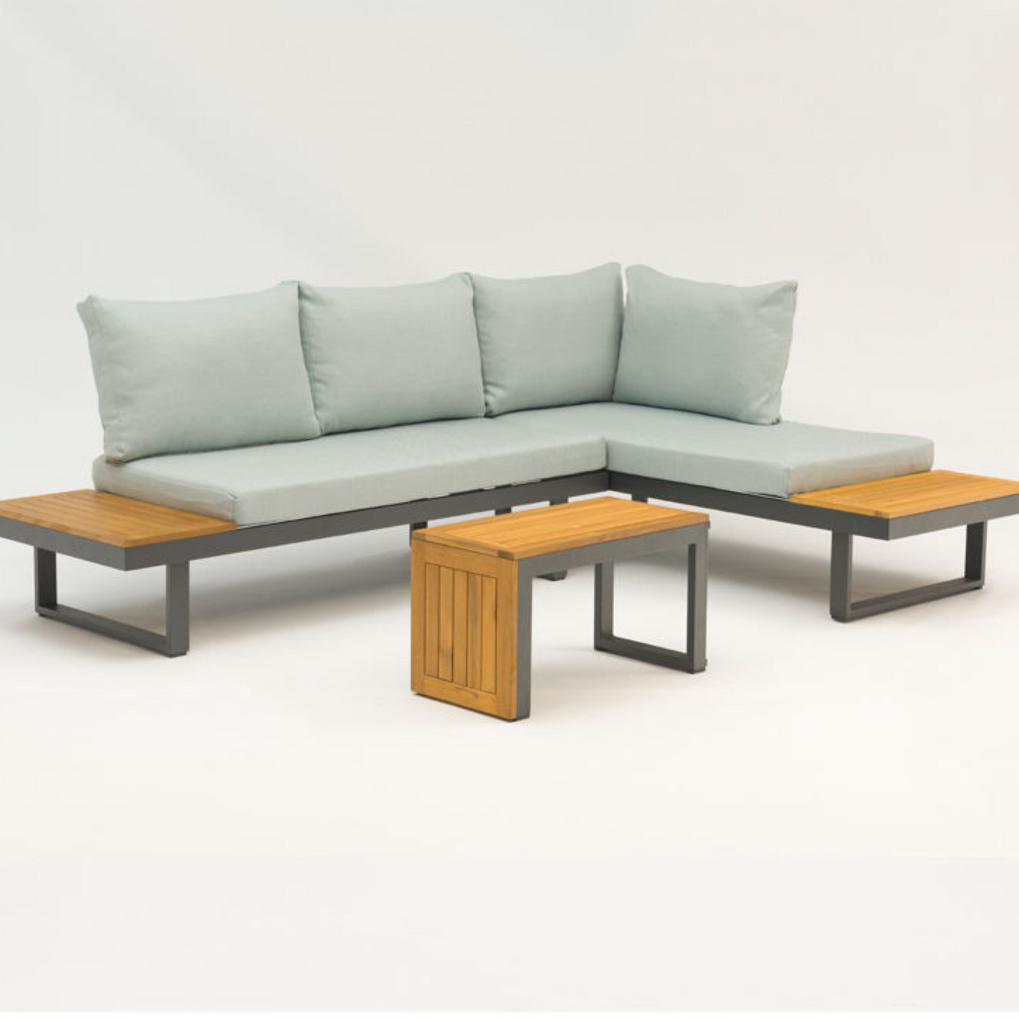 Our Stylish Garden Sofa Set