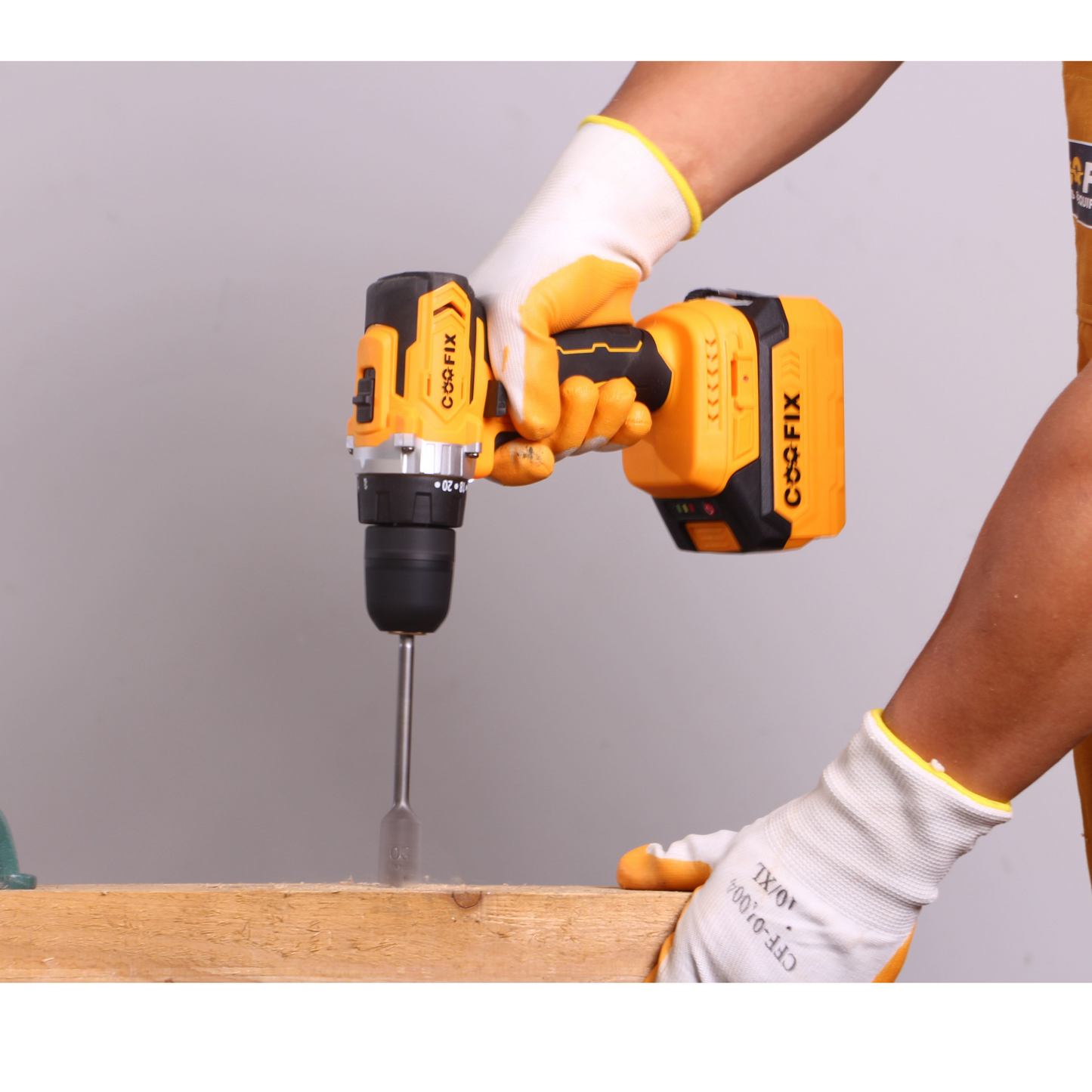 Powerful Electric Hammer Drill for Heavy-Duty Projects